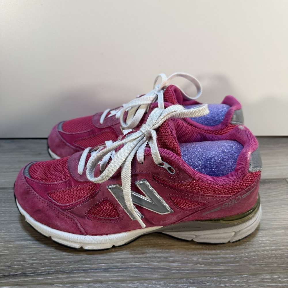 New Balance 990v4 ‎ Size 6 Women's Pink Suede Breast Cancer Sneaker USA